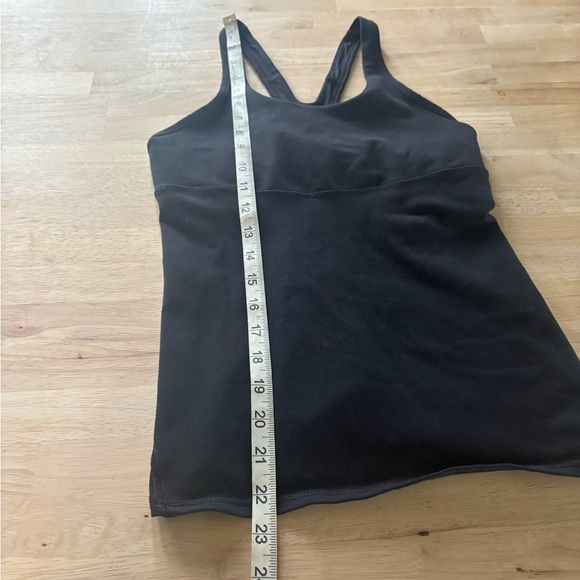 Lululemon tank top - Picture 5 of 9